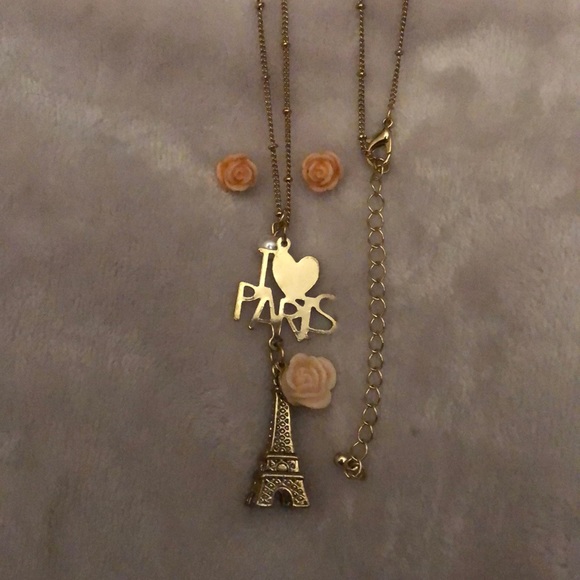 I 💗 Paris Eiffel Tower necklace and earrings set - Picture 2 of 3